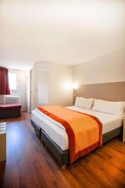 L'amandier 3* Nanterre